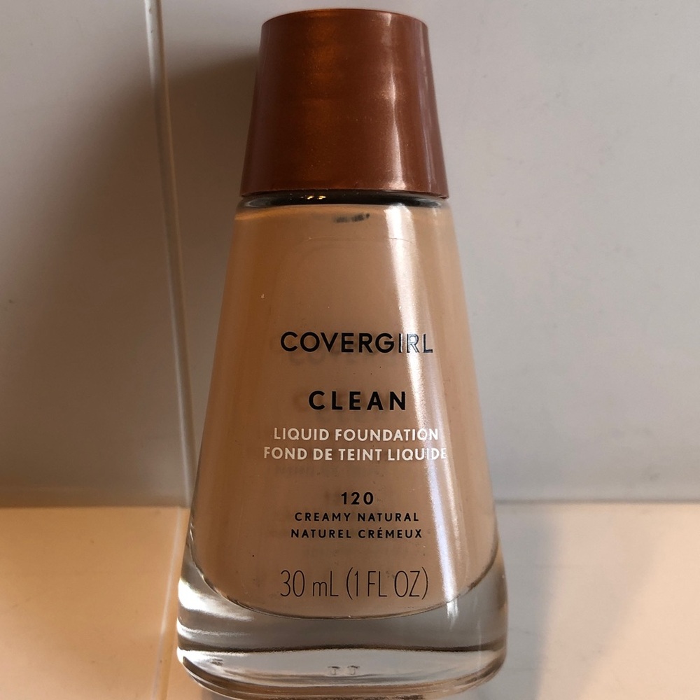 COVERGIRL Clean Liquid Foundation 120 Creamy Natural